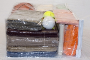 10-Pack Heavy Duty Vinyl Zippered Storage Bags Clear 24" x 20" x 11" 22.9 Gallon - Image 2